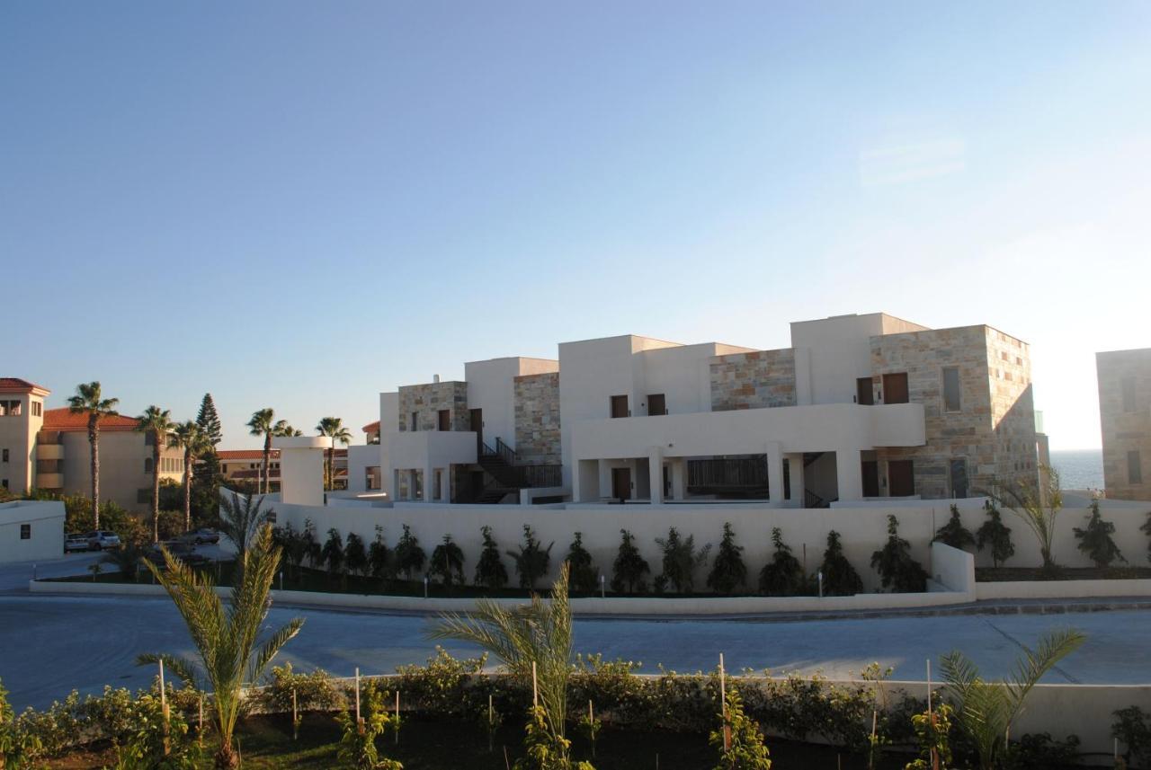 Gold Lagoon Kosher Hotel - By Amphora Hotel & Suites Paphos Exteriör bild