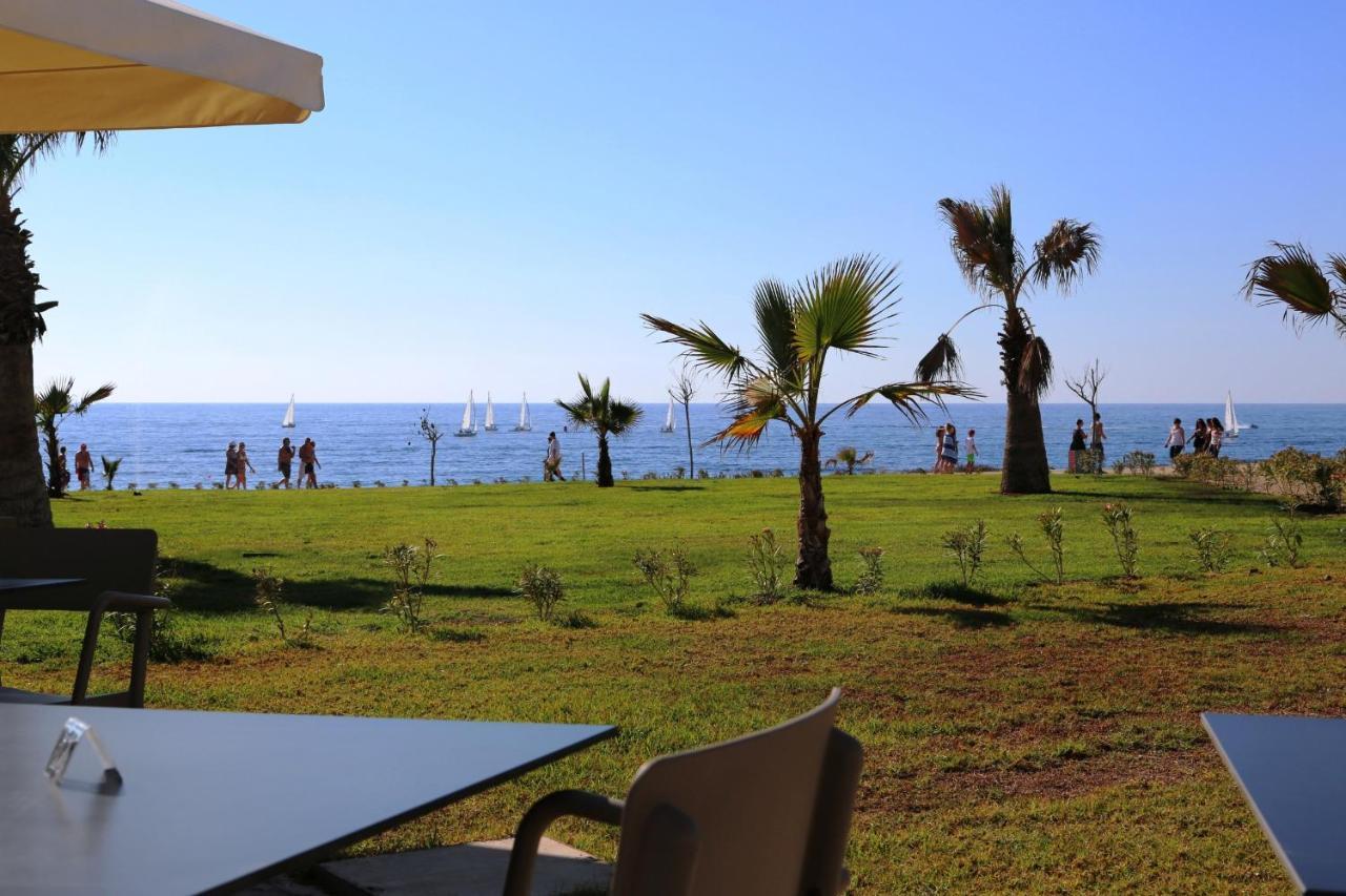 Gold Lagoon Kosher Hotel - By Amphora Hotel & Suites Paphos Exteriör bild