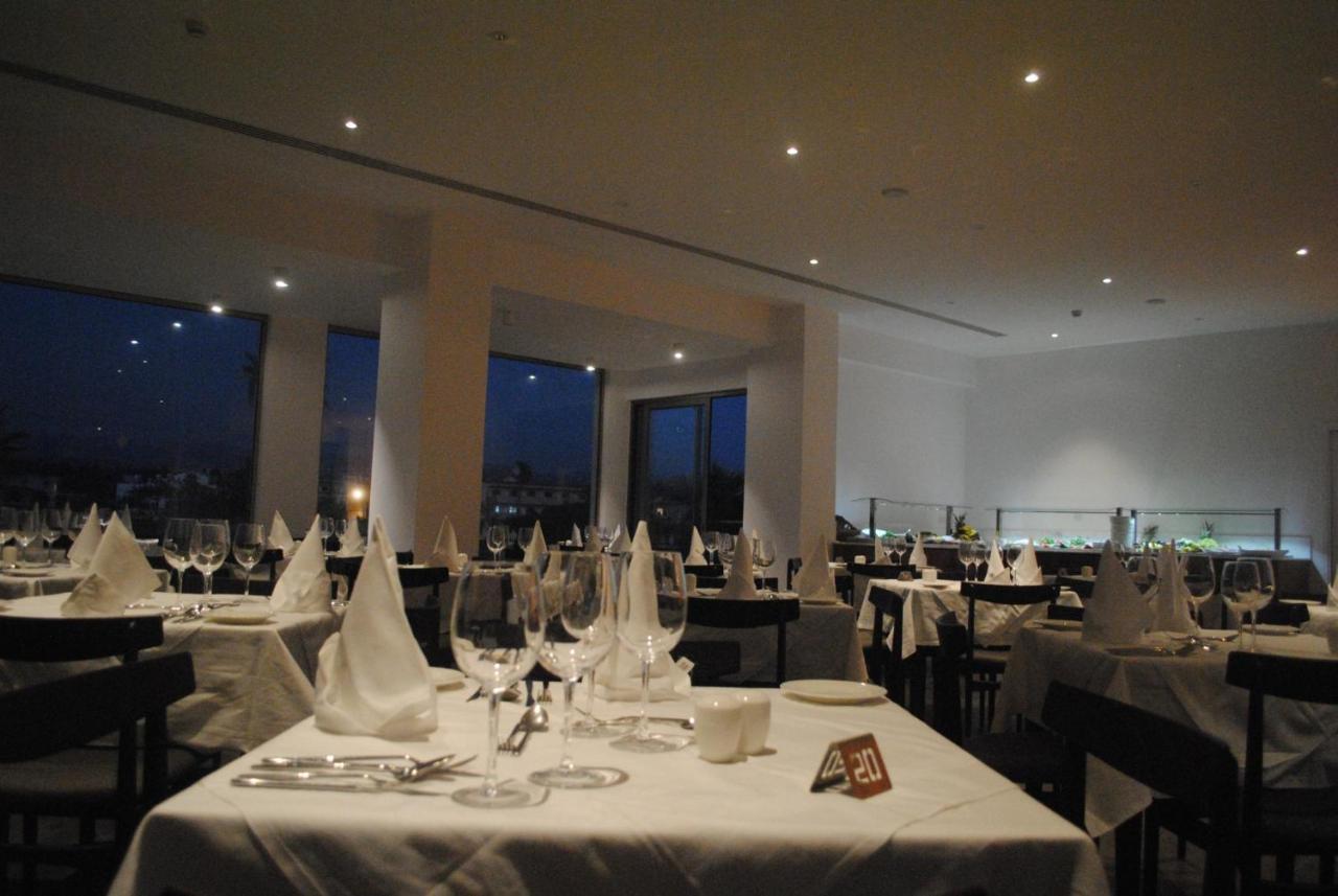 Gold Lagoon Kosher Hotel - By Amphora Hotel & Suites Paphos Exteriör bild