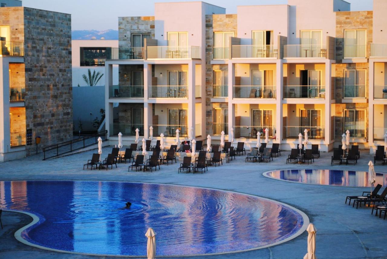 Gold Lagoon Kosher Hotel - By Amphora Hotel & Suites Paphos Exteriör bild